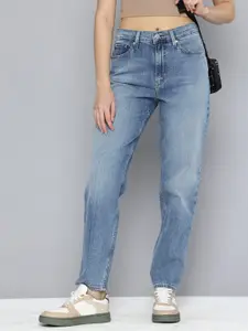 Levis Women Relaxed Tapered Fit Light Fade Stretchable Jeans