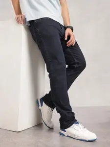 Nautica Men Straight Fit Mid-Rise Light Fade Stretchable Jeans