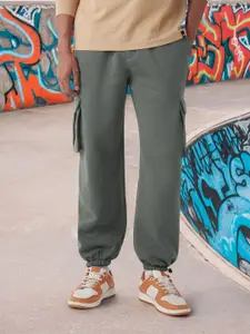 Bewakoof Heavy Duty 1.0 Mens Charcoal Grey Oversized Cargo Joggers