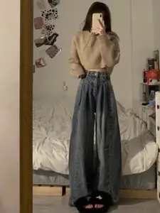 StyleCast Women Light Fade Cotton Baggy Jeans