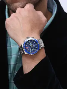 Swiss Eagle Men Dial & Stainless Steel Bracelet Style Straps Analogue Watch SE-9172-33A