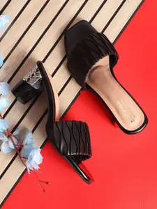 madam glorious Textured Block Sandals