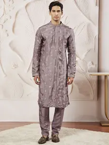 VASTRAMAY Floral Embroidered Thread Work Mandarin Collar Straight Kurta with Pyjama