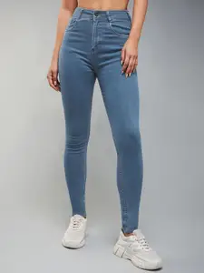 DOLCE CRUDO Women Skinny Fit High-Rise Light Fade Stretchable Jeans