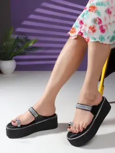 Carlton London Flatform Sandals