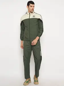 Duke Men Colourblocked Tracksuits