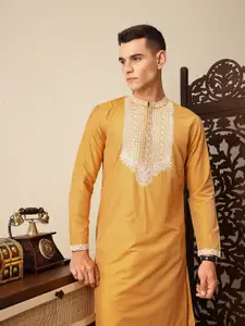 House of Pataudi Yoke Design Sequin Embroidered Jashn Kurta