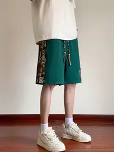 StyleCast Men Graphic Printed Shorts