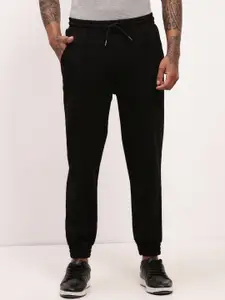 SHOWOFF Men Slim Fit Cotton Mid Rise Joggers