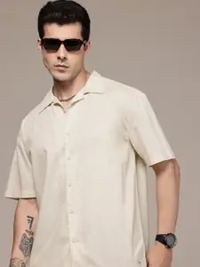 The Roadster Lifestyle Co. Solid Cuban Collar Oversized Casual Shirt