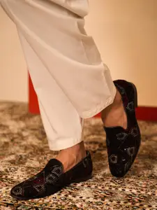 FAUSTO Men Woven Design Velvet Mojaris