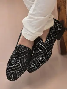 FAUSTO Men Woven Design Velvet Mojaris