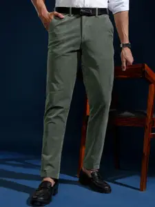 HIGHLANDER Men Corduroy Textured Smart Slim Fit Trouser