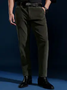 HIGHLANDER Men Corduroy Textured Smart Slim Fit Trouser
