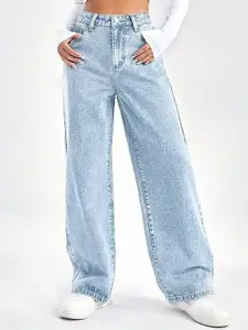 TYFFYN Women Jean Flared High-Rise Stretchable Jeans