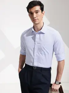 INVICTUS Urban Slim Fit Opaque Striped Pure Cotton Formal Shirt