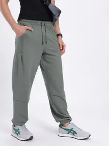 glitchez Men Mid-Rise Relaxed Fit Joggers