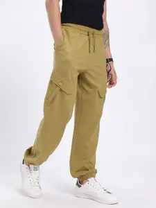 glitchez Men Mid-Rise Relaxed Fit Cargo Style Joggers