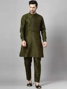 Utsav Fashion Mandarin Collar Pleated Straight Kurta With Trousers