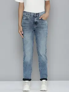 Levis Women 724 Slim Straight Fit High-Rise Light Fade Stretchable Jeans