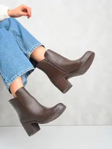 The Roadster Lifestyle Co Women Leather Block-Heeled Chelsea Boots