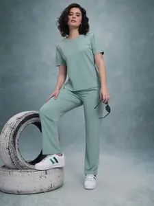 The Roadster Lifestyle Co. T-shirt With Trousers