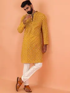 KISAH Geometric Printed Mandarin Collar Pure Cotton Straight Kurtas