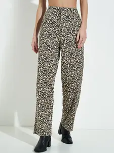 SF JEANS by Pantaloons Women Straight Fit High-Rise Cotton Cropped Jeans