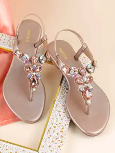 Mochi Women Embellished Gladiators