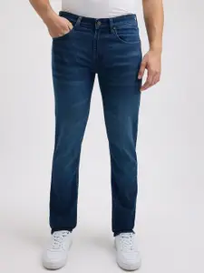 Pepe Jeans Men Vapour Slim Fit Mid Rise Light Fade Stretchable Jeans