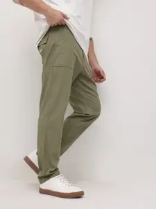 The Roadster Life Co. Men Self Striped Pure Cotton Relaxed Fit Trousers