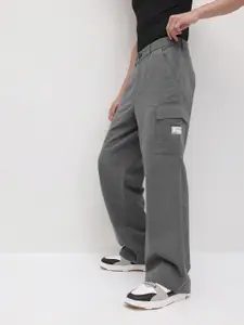 The Roadster Life Co. Men Pure Cotton Relaxed Fit Cargos