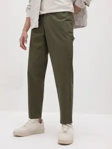 The Roadster Life Co. Men Relaxed Fit Chinos