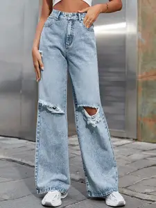 StyleCast Women Straight Fit Slash Knee Light Fade Jeans