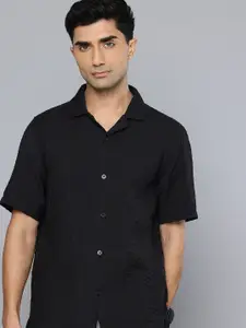 Levis Relaxed Fit Opaque Self Design Textured Casual Shirt
