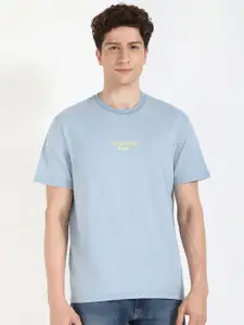 Calvin Klein Jeans Men Extended Sleeves Applique T-shirt