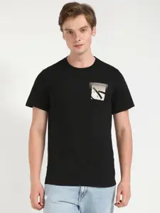 Calvin Klein Jeans Men Extended Sleeves Applique T-shirt