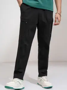 HIGHLANDER Men Baggy Tape Fit Cut Sew Knitted Trouser