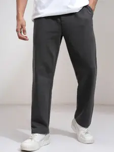 HIGHLANDER Men Relaxed Straight Fit Knited Trouser