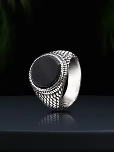 Peora Men Sliver-Plated Stone-Studded Stainless Steel Signet Finger Ring