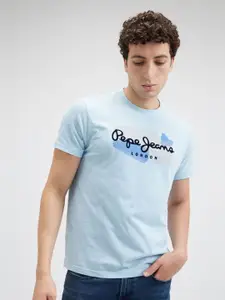 Pepe Jeans Men Typography Printed Round Neck Cotton Slim Fit T-shirt