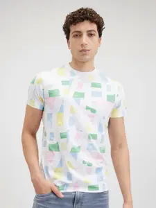 Pepe Jeans Men Geometric Printed Round Neck Cotton Slim Fit T-shirt