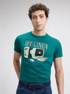 Pepe Jeans Men Graphic Printed Round Neck Cotton Slim Fit T-shirt