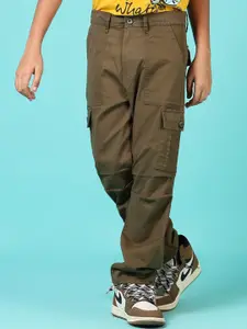 V-Mart Boys Regular Fit Mid-Rise Cotton Cargos Trousers