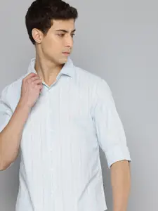 Levis Slim Fit Striped Pure Cotton Casual Shirt