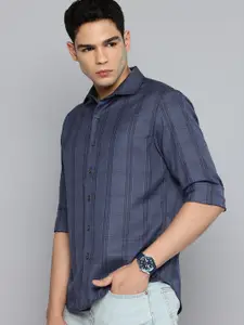 Levis Slim Fit Opaque Checked Casual Shirt