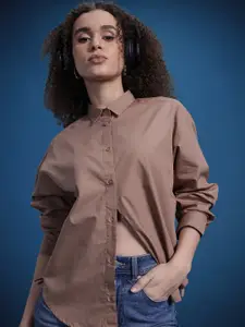 The Roadster Lifestyle Co. Solid Pure Cotton Casual Shirt with Tie Up Detail