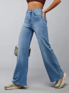 DOLCE CRUDO Women Wide Leg High-Rise Light Fade Stretchable Jeans