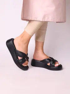 Monrow PU Wedge Sandals