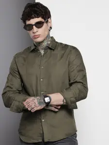 The Indian Garage Co Men Slim Fit Textured Dobby Party Shirt
